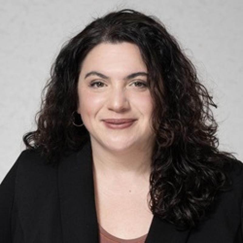 Carol Martucci head shot