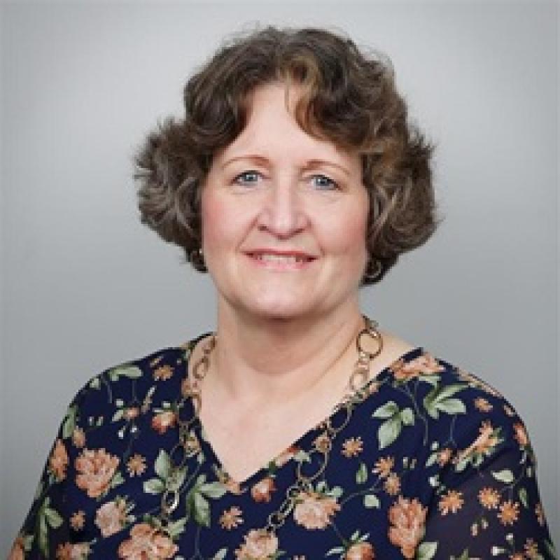 Kelli Nugent head shot
