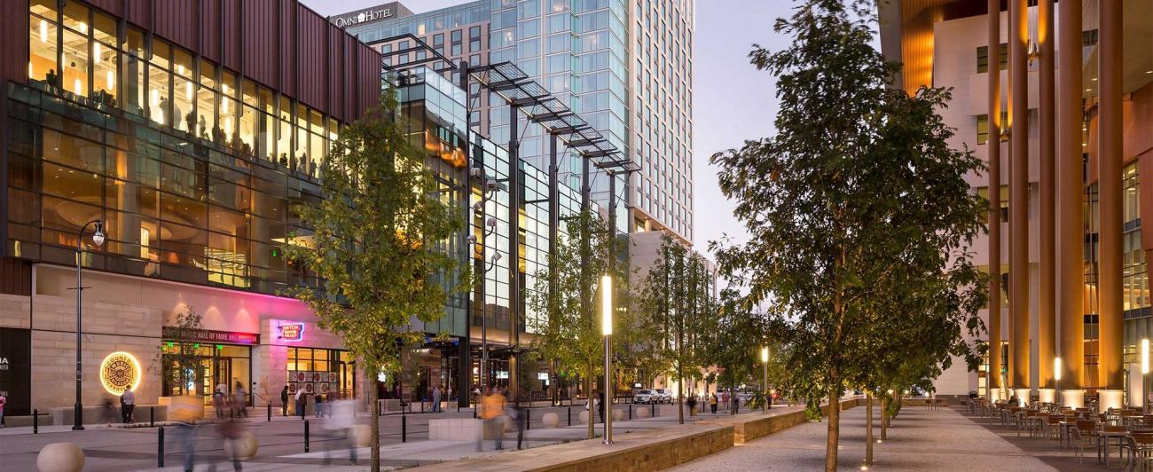 Omni Nashville Hotel exterior during dusk