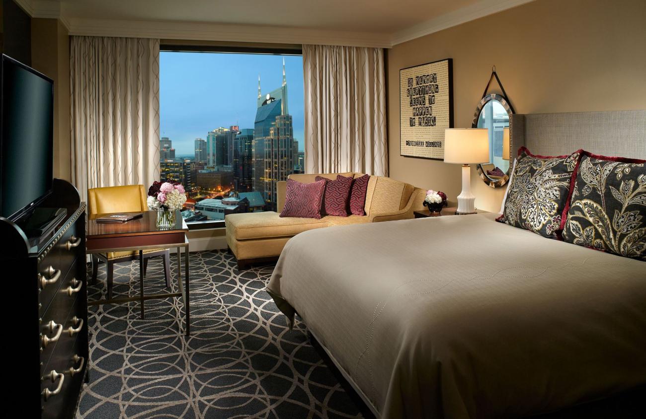 Omni Nashville guest room