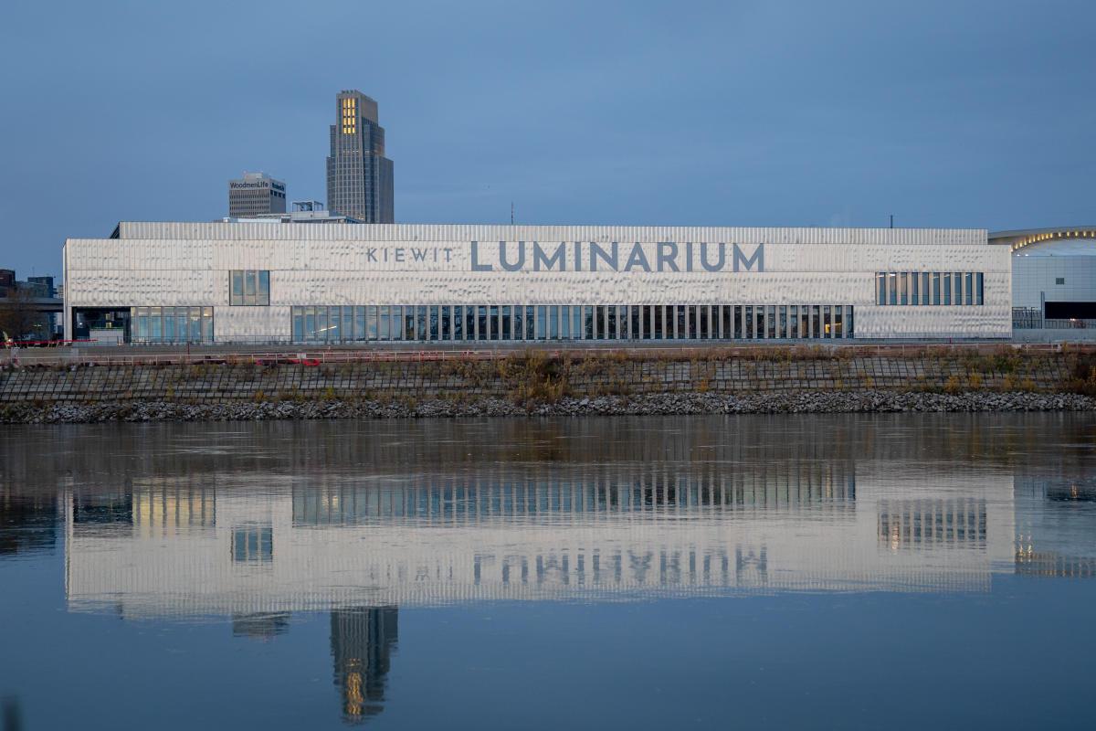 Exterior of Omaha's Kiewit Luminarium