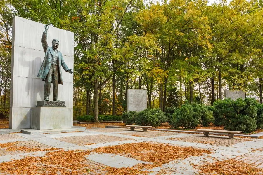 Roosevelt Island memorial