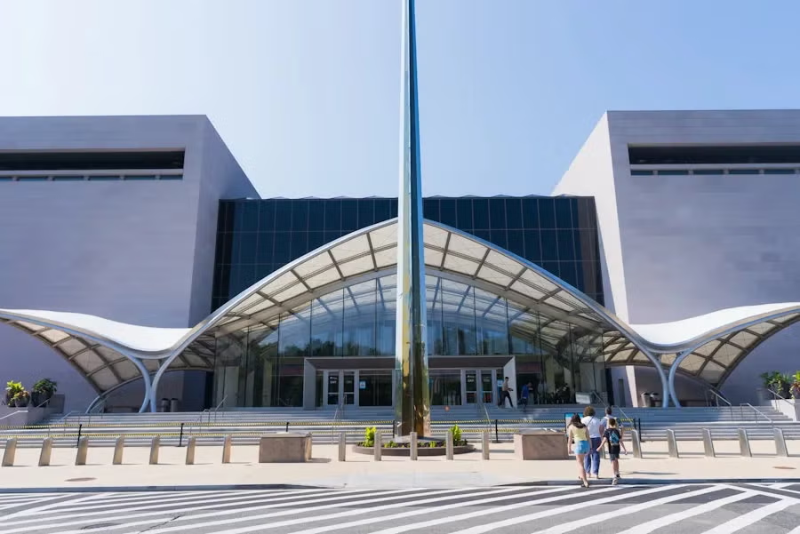 Smithsonian Air and Space Museum exterior