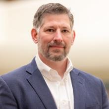 Kenneth Carnes head shot
