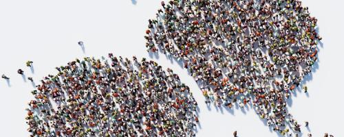 people in chat bubbles