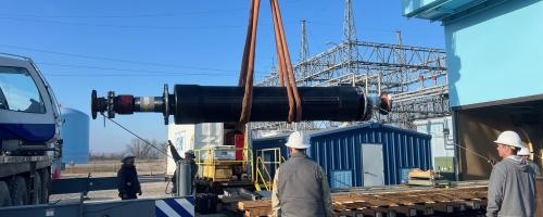 CMU staff overseeing repairs to the twin turbine generator