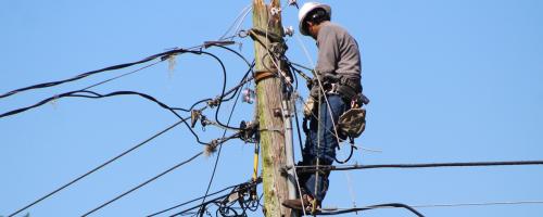Crewmember from Lakeland Electric helping with emergency response